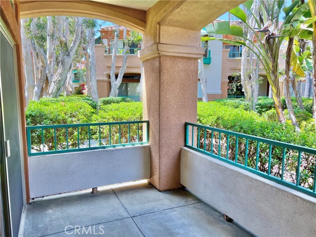 Detail Gallery Image 24 of 35 For 28 Villa Point Dr, Newport Beach,  CA 92660 - 2 Beds | 2 Baths