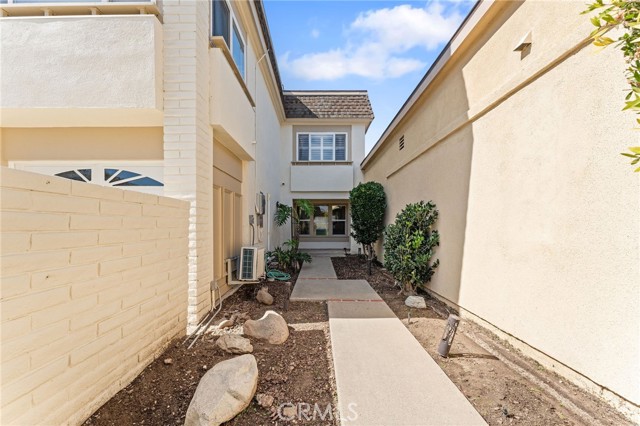 Detail Gallery Image 42 of 57 For 21 Queens Wreath, Irvine,  CA 92612 - 4 Beds | 2/1 Baths