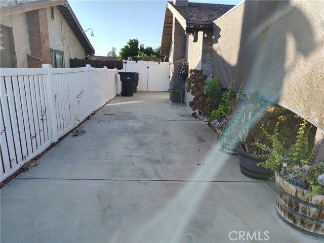 Detail Gallery Image 17 of 17 For 10467 California Ave, Riverside,  CA 92505 - 4 Beds | 2 Baths