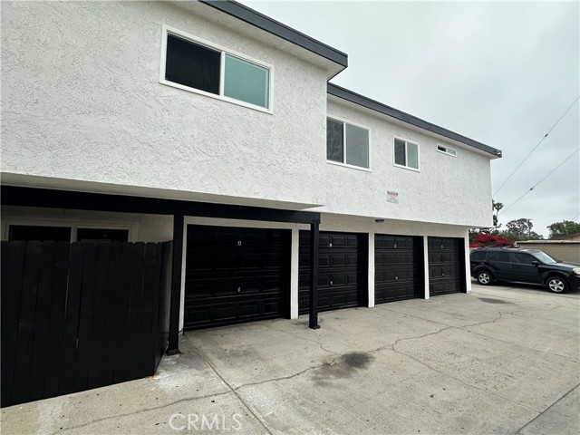 17372 Dairyview Circle, Huntington Beach CA: https://media.crmls.org/medias/29fe648f-d11a-44fe-837c-0d6ce5c16320.jpg