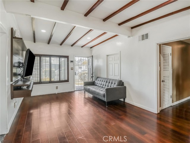 1401 W 165th Street, Compton CA: https://media.crmls.org/medias/29fef78b-7b42-4428-af61-7bdf6722baae.jpg