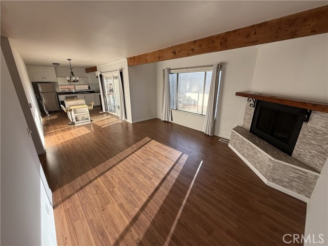 Detail Gallery Image 12 of 30 For 4345 Camello Rd, Woodland Hills,  CA 91364 - 3 Beds | 2/1 Baths