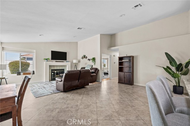 39427 Canyon Rim Circle, Temecula CA: https://media.crmls.org/medias/29ff77e7-bf6b-4711-bf6a-c0f81550ecb1.jpg