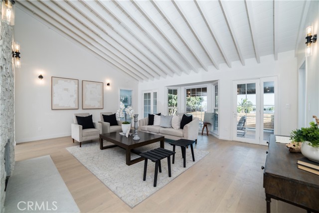 Detail Gallery Image 9 of 44 For 5560 Bradna Dr, Los Angeles,  CA 90043 - 3 Beds | 2 Baths