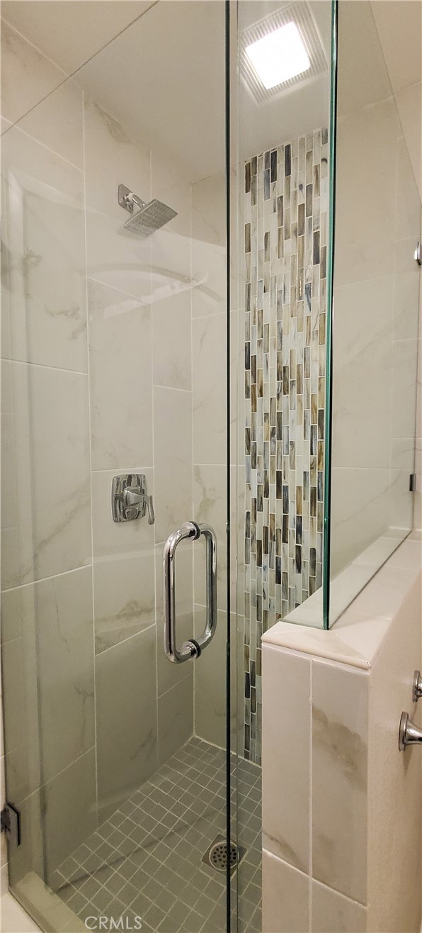 2353 Via Mariposa W, Laguna Woods CA: https://media.crmls.org/medias/2a00b321-ad83-47bb-8c74-bacbe100b35a.jpg