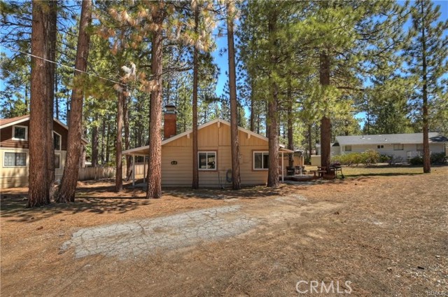 Detail Gallery Image 22 of 28 For 589 St Anton Ct, Big Bear Lake,  CA 92315 - 3 Beds | 1/1 Baths