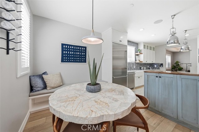 Detail Gallery Image 21 of 71 For 406 S Gertruda, Redondo Beach,  CA 90277 - 5 Beds | 4/1 Baths