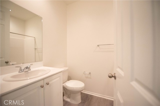Detail Gallery Image 5 of 19 For 12614 Edina Ct, Victorville,  CA 92392 - 5 Beds | 2/1 Baths