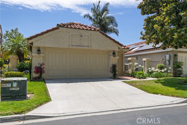 Detail Gallery Image 3 of 45 For 29122 Laurel Valley Dr, Vista,  CA 92084 - 2 Beds | 2 Baths