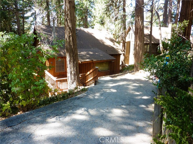 Detail Gallery Image 33 of 38 For 1086 Big Tree Lane, Crestline,  CA 92325 - 1 Beds | 2 Baths