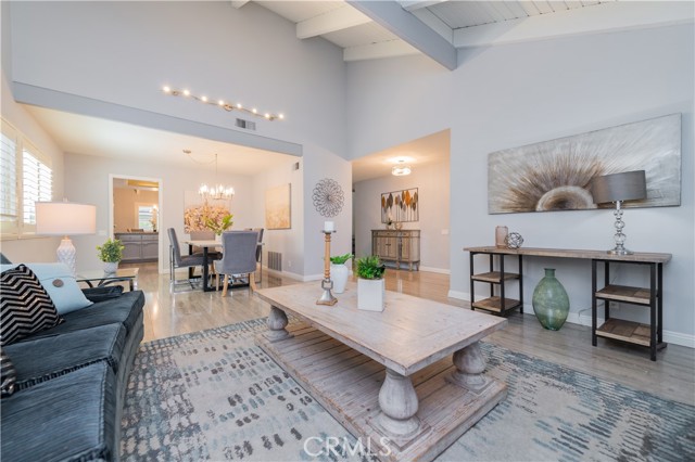 Detail Gallery Image 10 of 37 For 4702 E Golden Eagle Ave, Orange,  CA 92869 - 3 Beds | 2 Baths