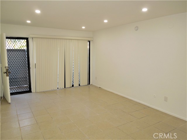 8801 Independence Avenue, 16 photo 4