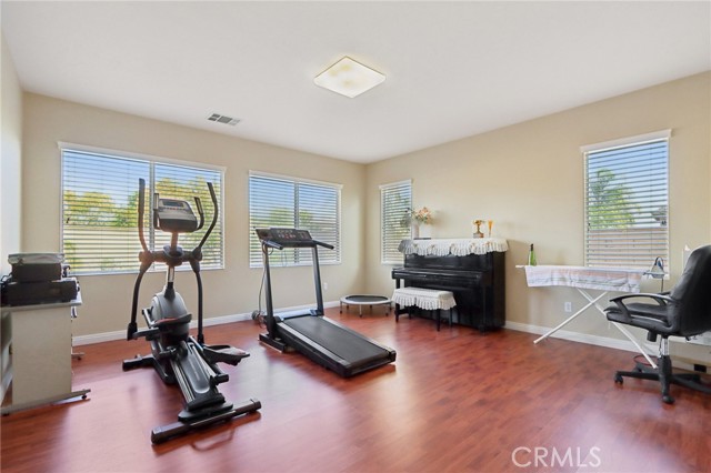 Detail Gallery Image 21 of 73 For 1659 via Sevilla St, Corona,  CA 92881 - 6 Beds | 4 Baths