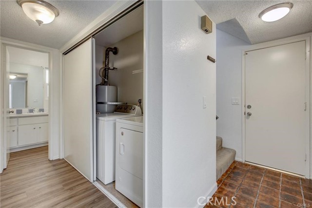 Detail Gallery Image 20 of 27 For 814 3rd St, Hermosa Beach,  CA 90254 - 3 Beds | 2 Baths