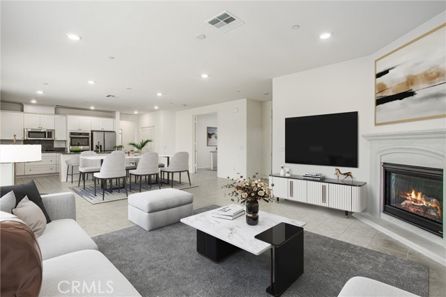 Detail Gallery Image 5 of 35 For 1004 Violet Ct, Calimesa,  CA 92320 - 5 Beds | 3 Baths