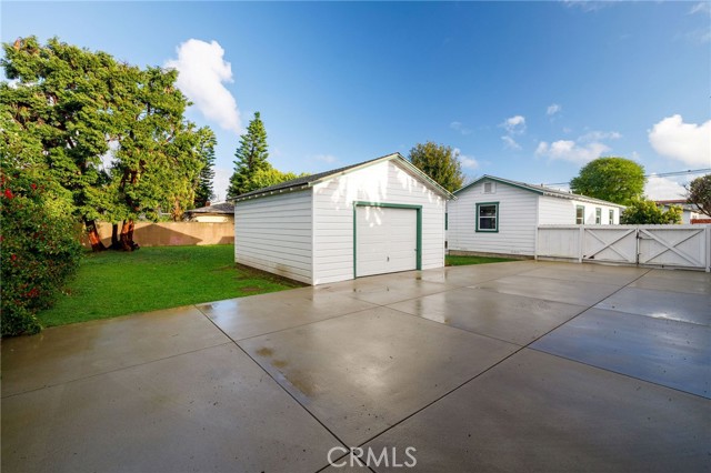 Detail Gallery Image 28 of 50 For 2279 W 239th, Torrance,  CA 90501 - 3 Beds | 2 Baths