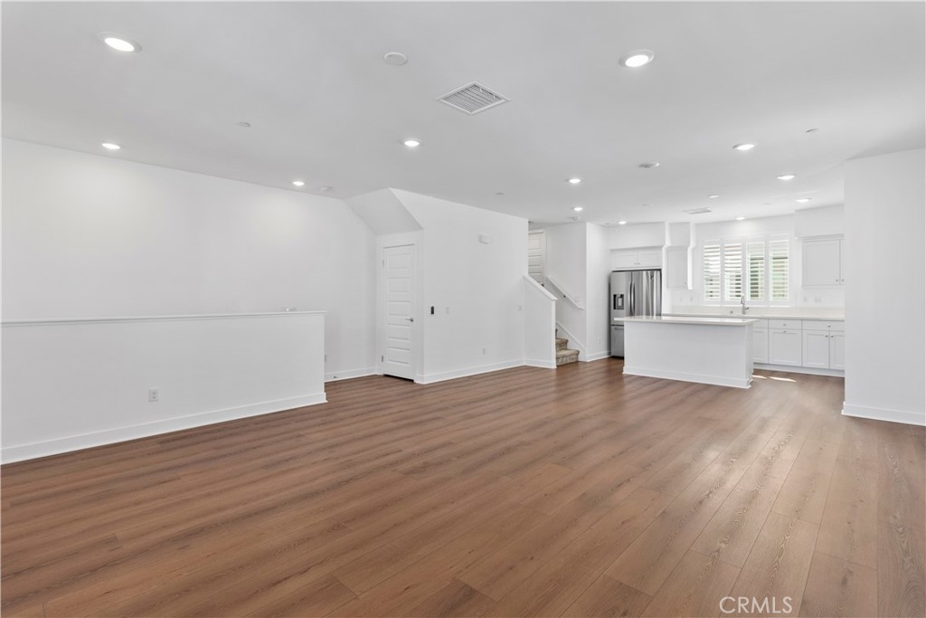 257 N Magnolia Avenue #5