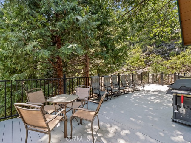 Detail Gallery Image 11 of 40 For 1153 Silver Tip Ln, Fish Camp,  CA 93623 - 3 Beds | 2 Baths