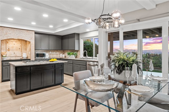 Detail Gallery Image 11 of 58 For 20720 Manzanita, Yorba Linda,  CA 92886 - 5 Beds | 3 Baths