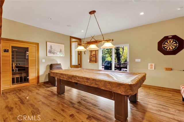 915 Trinity, Lake Arrowhead, CA 92352