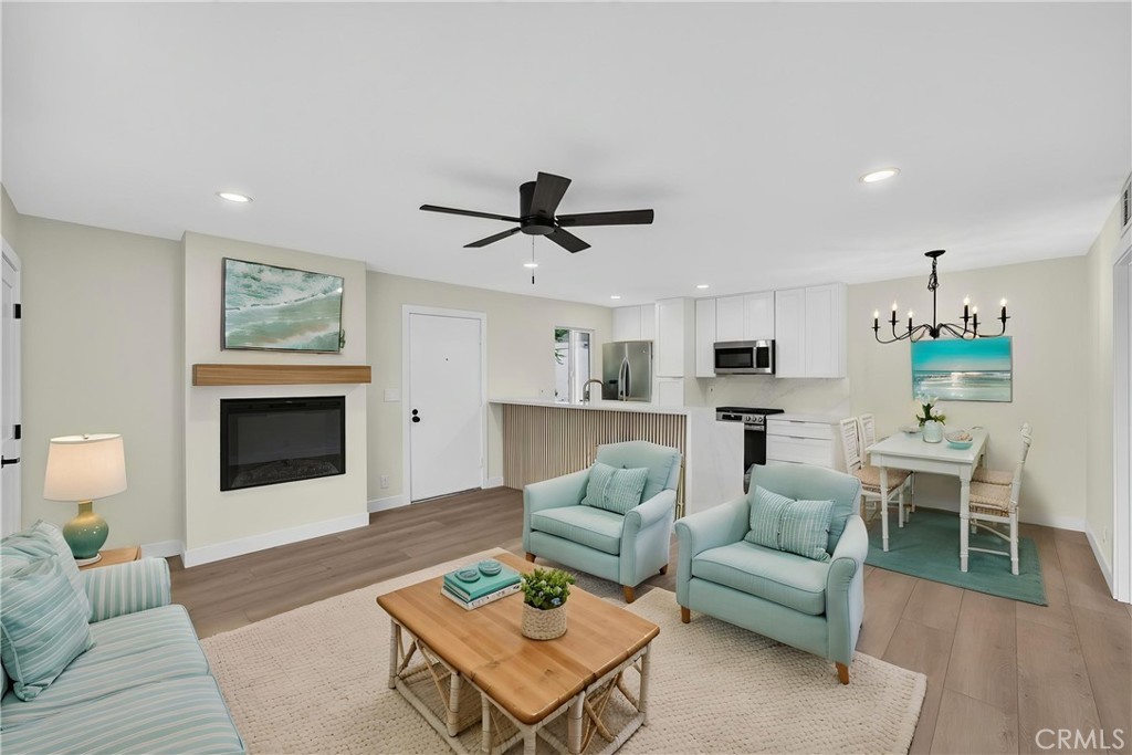 2807 S Fairview #C