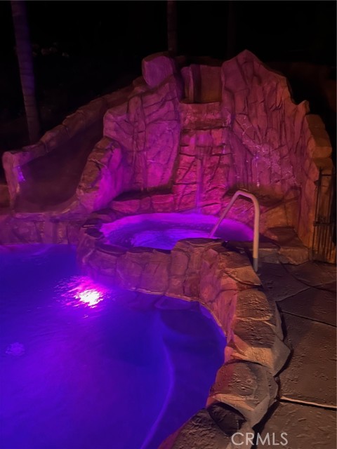 31461 Congressional Drive, Temecula CA: https://media.crmls.org/medias/2a0816ab-a25b-47f4-840a-15f40a773e1d.jpg