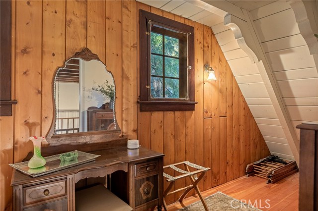 28782 Cedar Drive, Lake Arrowhead, CA 92352