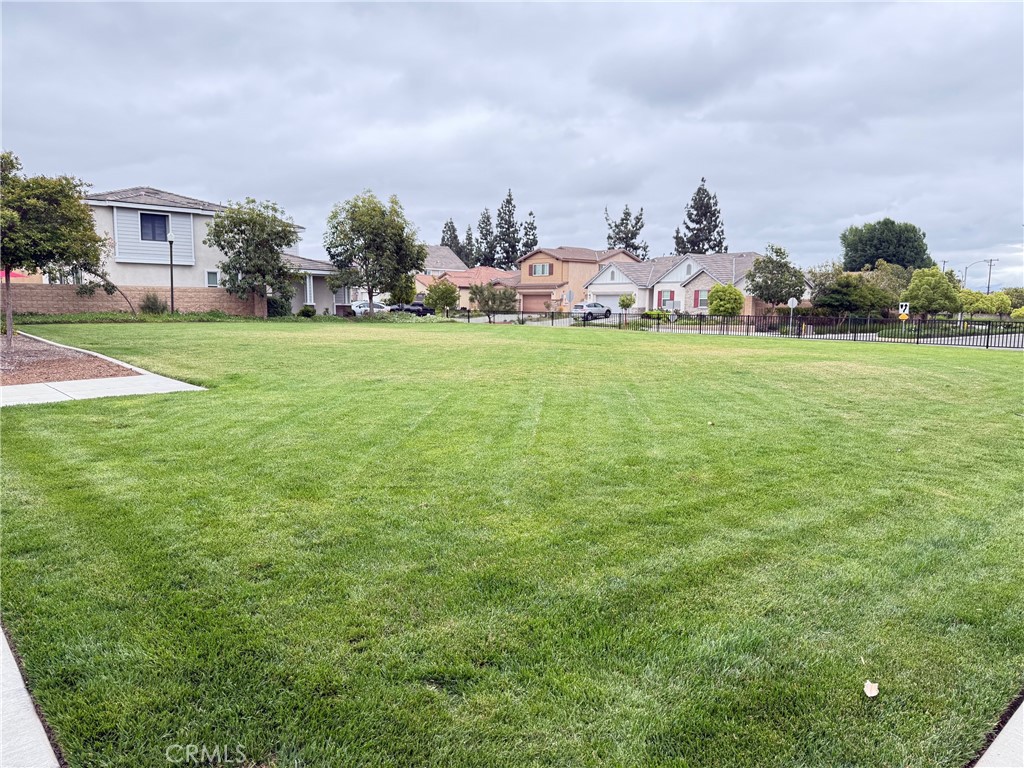 MLS #AR25100518 img 2