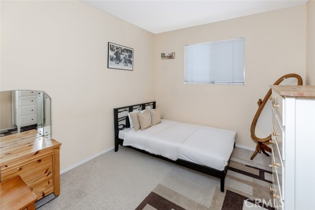 Detail Gallery Image 14 of 27 For 19545 Sherman Way #66,  Reseda,  CA 91335 - 3 Beds | 2/1 Baths