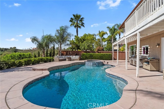 40493 Calle Katerine, Temecula CA: https://media.crmls.org/medias/2a0a2b25-74c9-4331-848f-1c04555a19f1.jpg