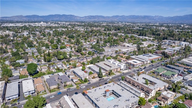 Detail Gallery Image 9 of 15 For 15919 Vanowen St, Van Nuys,  CA 91406 - – Beds | – Baths