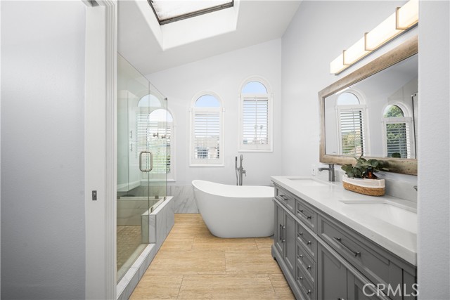 Detail Gallery Image 26 of 35 For 229 Covina, Long Beach,  CA 90803 - 3 Beds | 2 Baths
