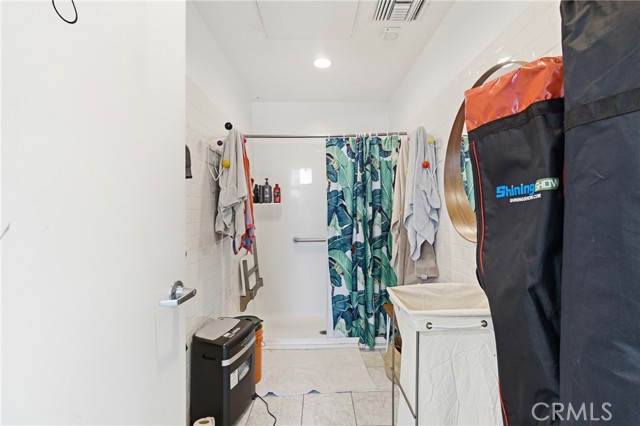  Commercial for Sale in Los Angeles, California
