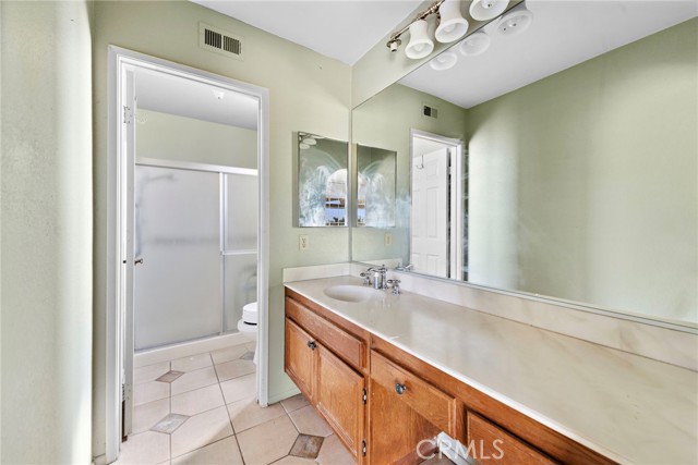27951 Nevado, Mission Viejo CA: https://media.crmls.org/medias/2a0b5ecb-74fb-4115-bf03-167e555c2446.jpg