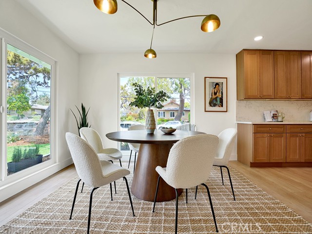 3212 Sunnywood Drive, Fullerton CA: https://media.crmls.org/medias/2a0bbee8-a0e3-4f3c-a120-7bb8b075cfc6.jpg