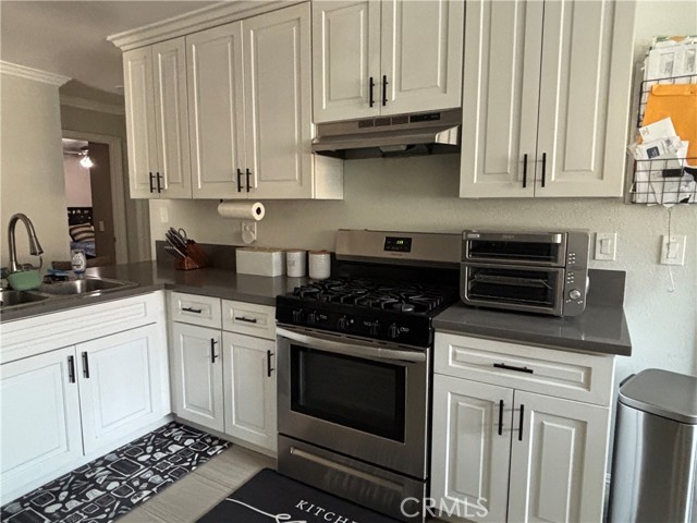 Detail Gallery Image 5 of 16 For 6450 Arthur St, Chino,  CA 91710 - 3 Beds | 2 Baths