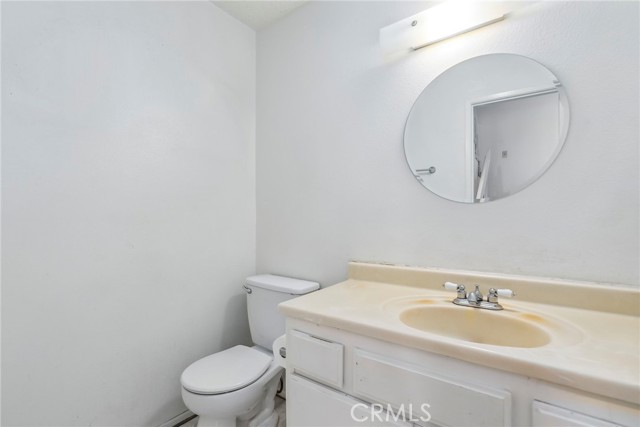 Detail Gallery Image 13 of 32 For 3166 E Palm Dr #62,  Fullerton,  CA 92831 - 3 Beds | 2/1 Baths