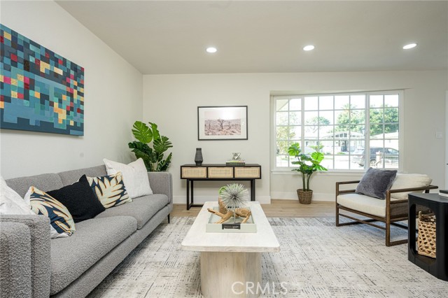 Detail Gallery Image 13 of 37 For 540 Hacienda Dr, Monrovia,  CA 91016 - 4 Beds | 2 Baths