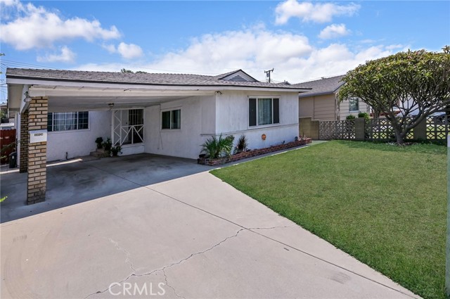 10926 Corby Avenue, Norwalk CA: https://media.crmls.org/medias/2a0d05d8-f81f-45e8-86ee-1ab3dce1cb07.jpg