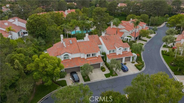 10 La Quinta, Irvine CA: https://media.crmls.org/medias/2a0e9cc9-a430-430e-b986-a4d8fa25af8a.jpg
