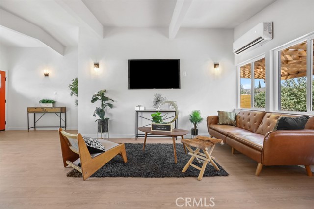 Detail Gallery Image 15 of 45 For 1864 S Hamilton Bld, Pomona,  CA 91766 - 3 Beds | 1 Baths