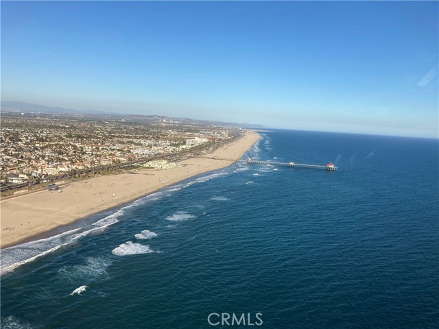 5327 Marina Pacifica N Drive, Long Beach CA: https://media.crmls.org/medias/2a0f691f-356c-4f7b-9ebd-3b5ccca05017.jpg
