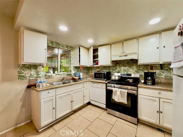 40912 168th E, Lancaster CA: https://media.crmls.org/medias/2a10999c-1630-4a17-9c2f-88758efe46e2.jpg