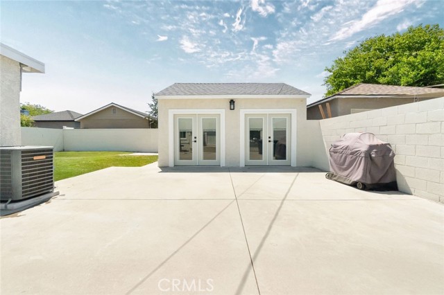 6202 Arbor Road, Lakewood CA: https://media.crmls.org/medias/2a10d125-b684-4887-bc01-8175ae139336.jpg