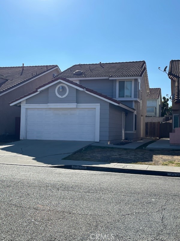 Detail Gallery Image 1 of 27 For 719 Matthisen Circle, Compton,  CA 90220 - 3 Beds | 2 Baths