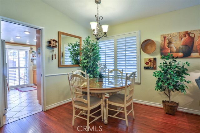 9793 Louise Way, Rancho Cucamonga CA: https://media.crmls.org/medias/2a1176f0-16a5-4e99-ae2b-7cb67978d864.jpg