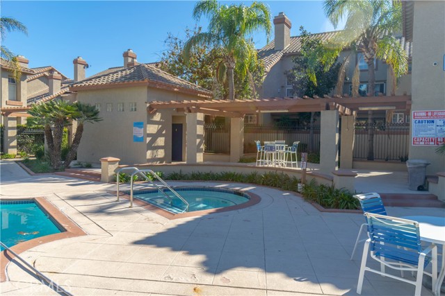 Detail Gallery Image 35 of 40 For 2951 via Milano #108,  Corona,  CA 92879 - 2 Beds | 2 Baths