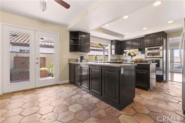 Detail Gallery Image 15 of 43 For 28231 Tinajo, Mission Viejo,  CA 92692 - 4 Beds | 2/1 Baths