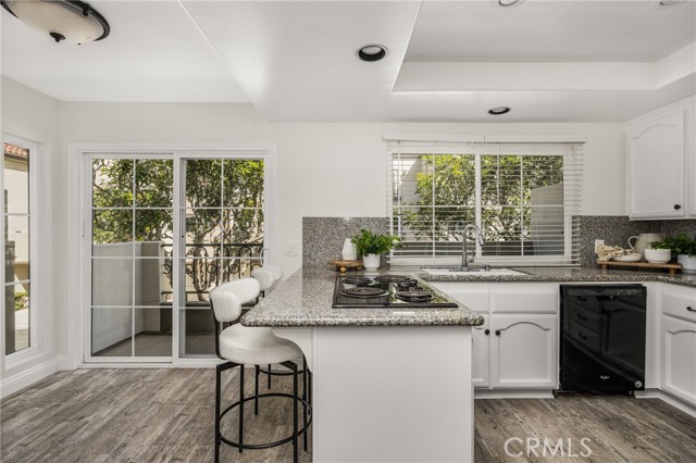 Detail Gallery Image 16 of 50 For 19275 Meadowood Circle, Huntington Beach,  CA 92648 - 2 Beds | 2/1 Baths