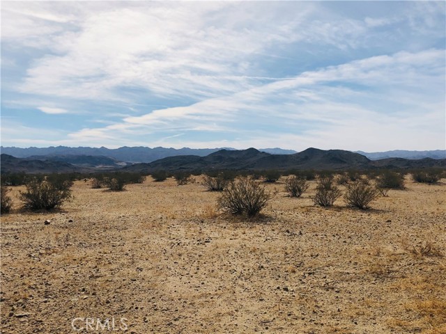 Detail Gallery Image 3 of 8 For 2 Fascination Ave, Joshua Tree,  CA 92252 - – Beds | – Baths